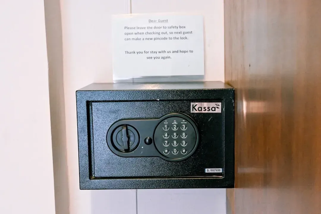 Room amenity
