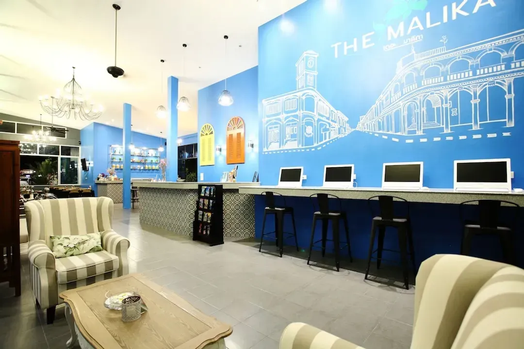 Lobby sitting area