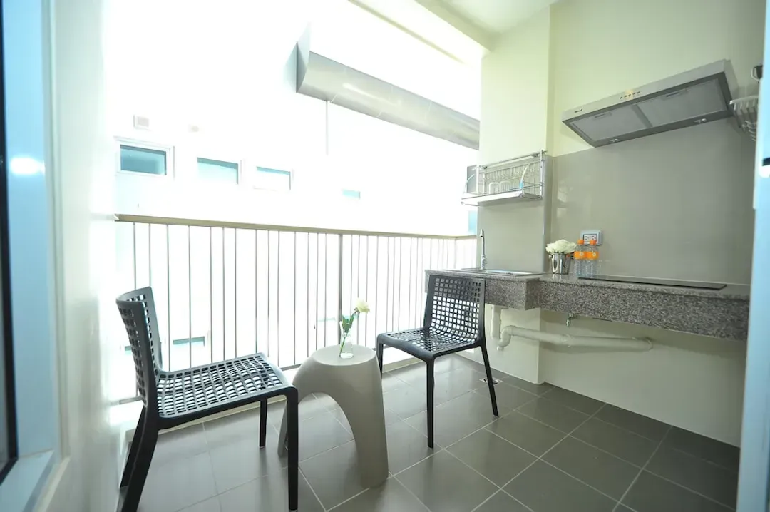 Private kitchenette