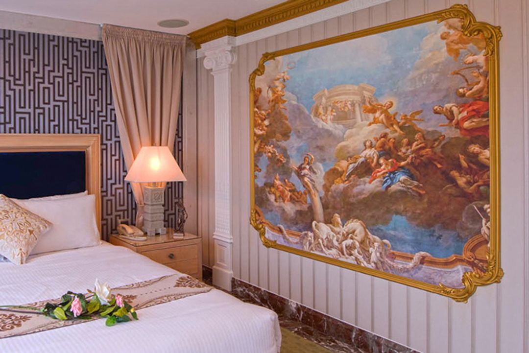 Lake Hotel