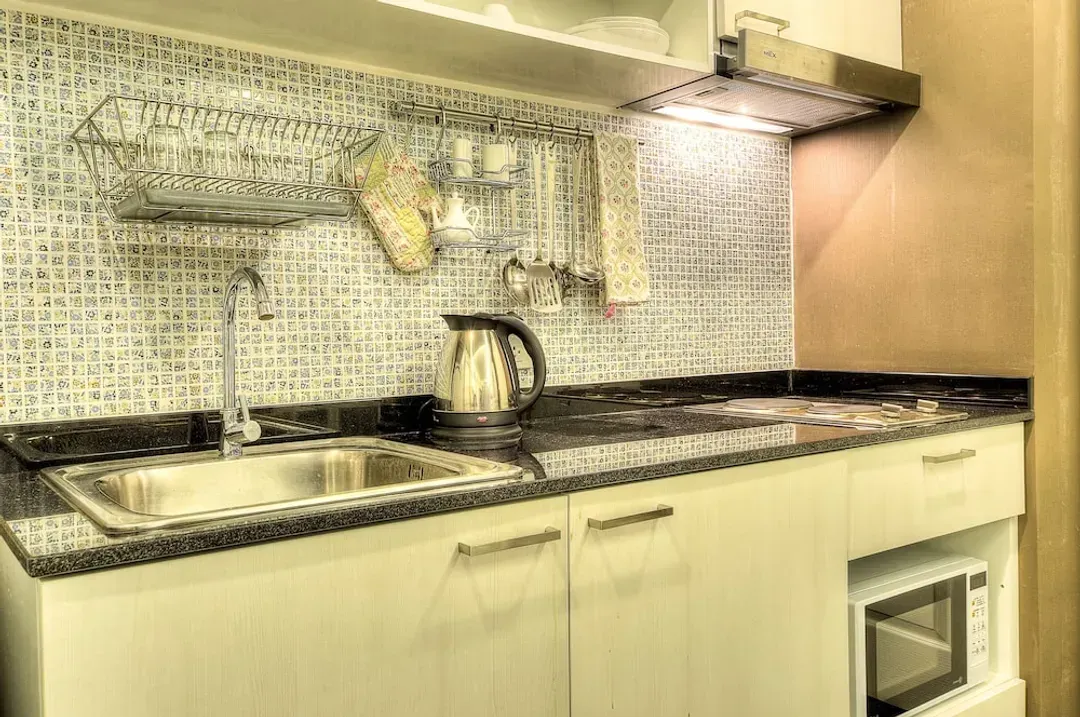 Private kitchenette