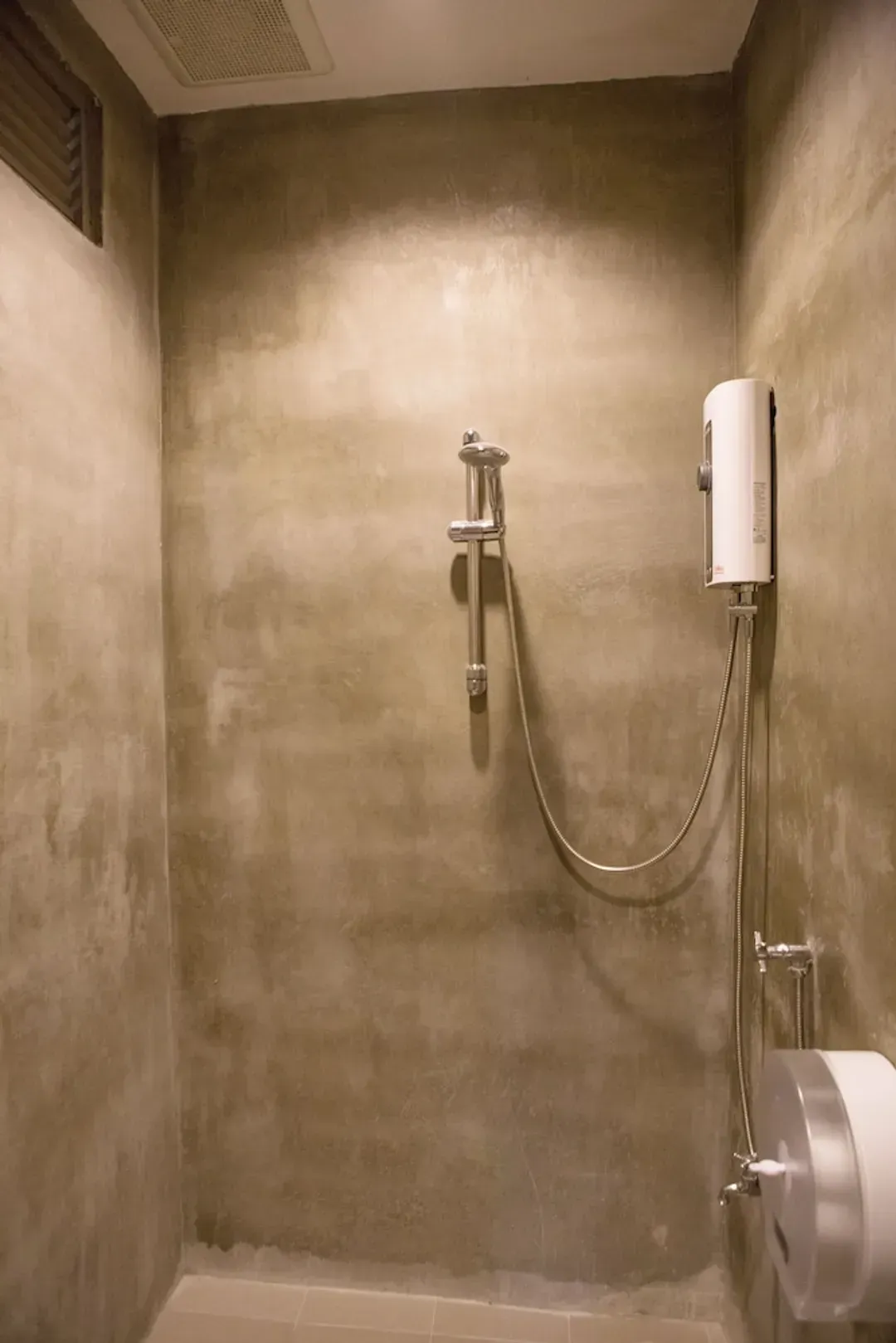 Bathroom shower