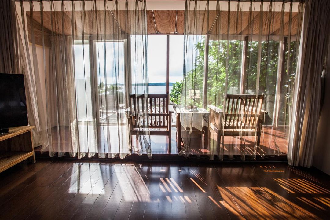 썸머 베드 앤 브랙퍼스트 (Summer Bed and Breakfast)