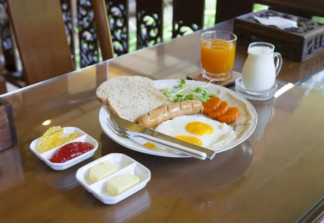 Breakfast area