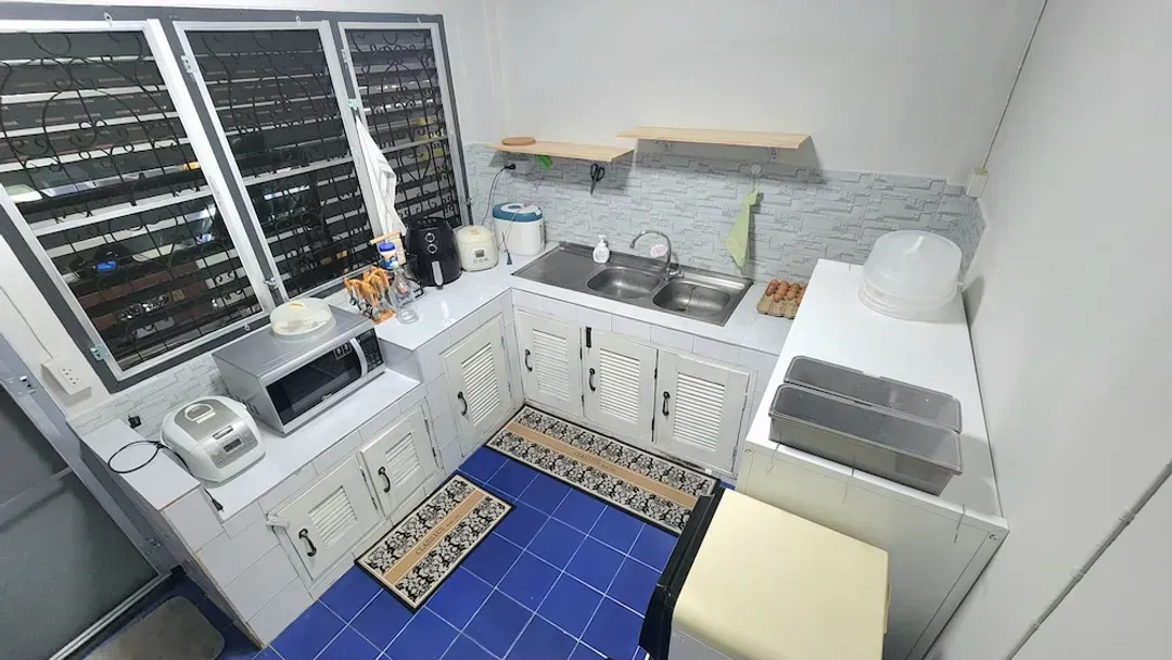 Shared kitchen facilities