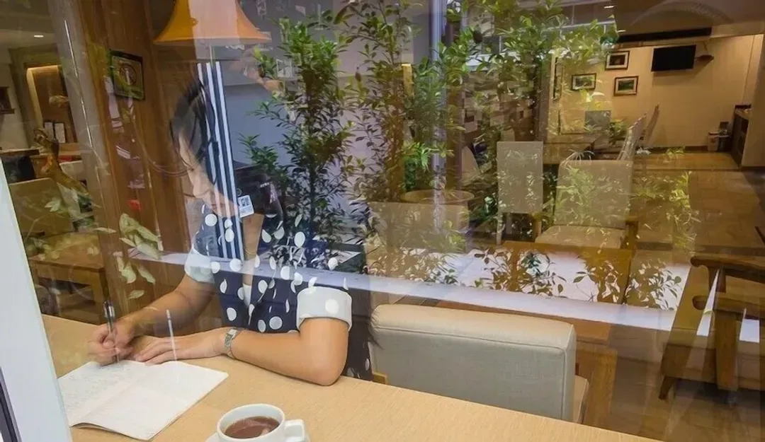 Lobby sitting area