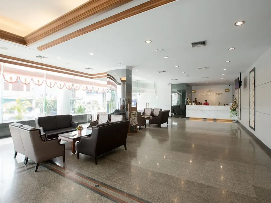 Lobby sitting area