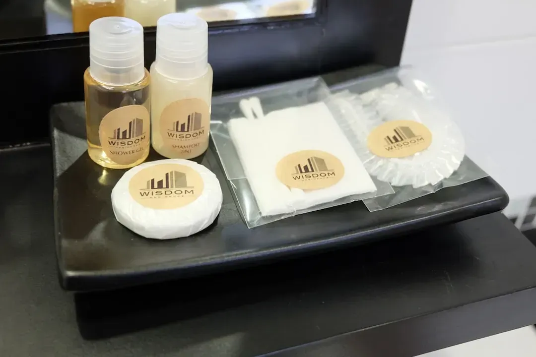Bathroom amenities
