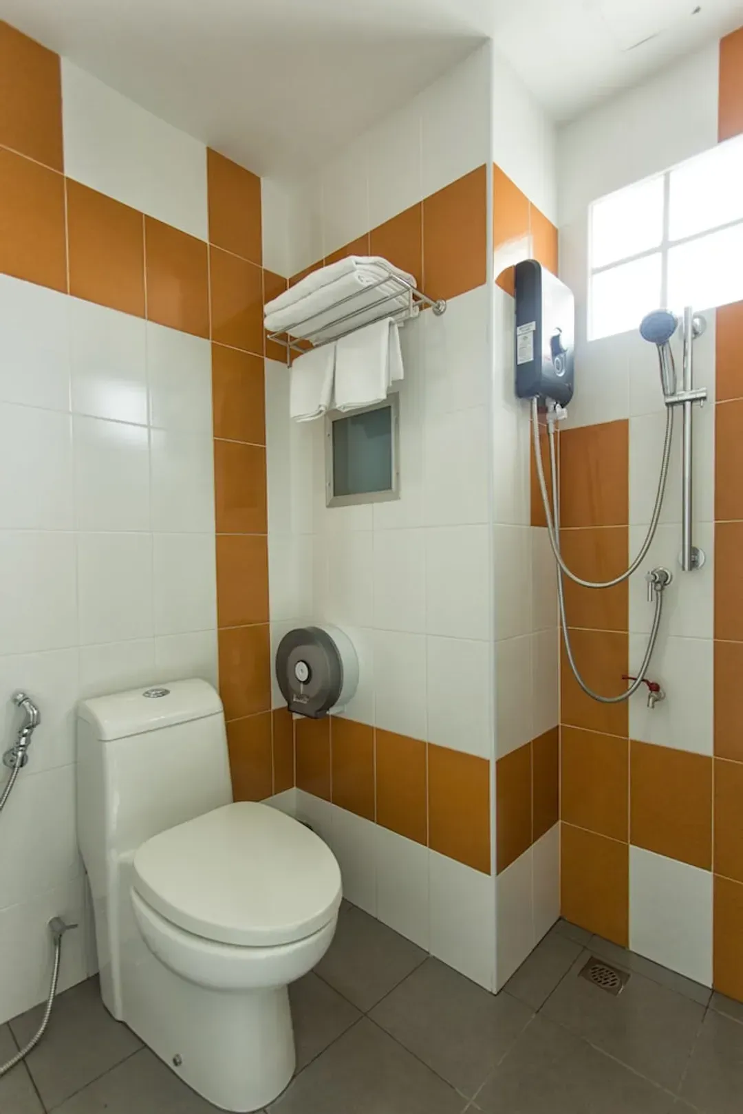Bathroom amenities