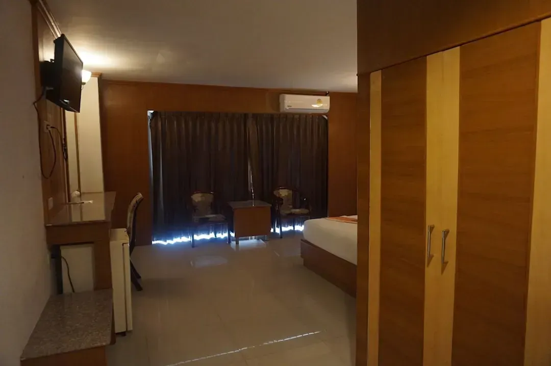 Room amenity