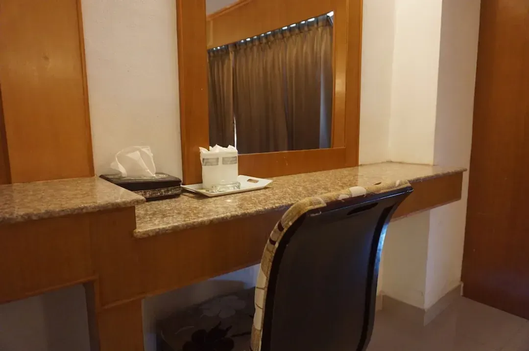 Room amenity