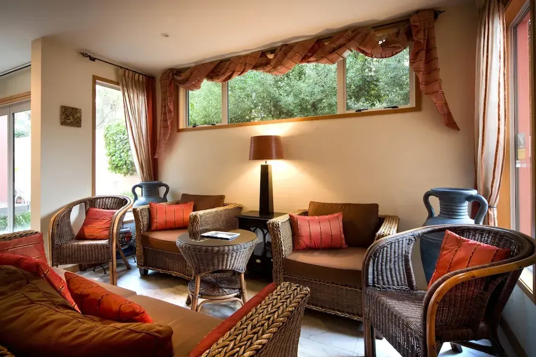 Canterbury District-The Classic Villa