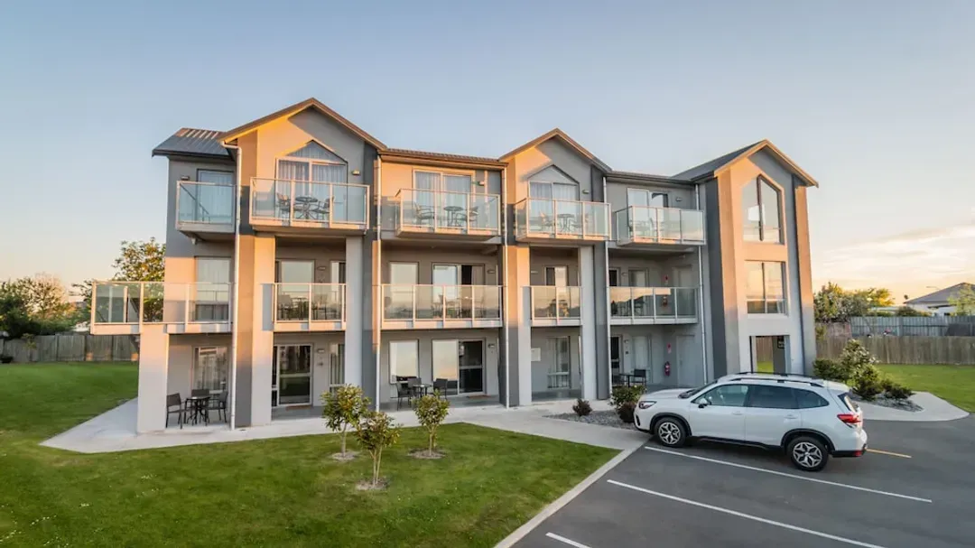 Canterbury District-Coastal Ridge Apartments