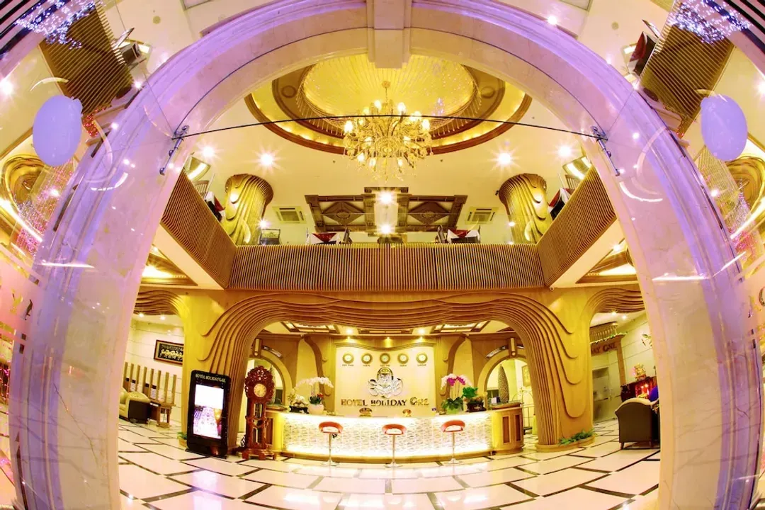 Check-in/check-out kiosk
