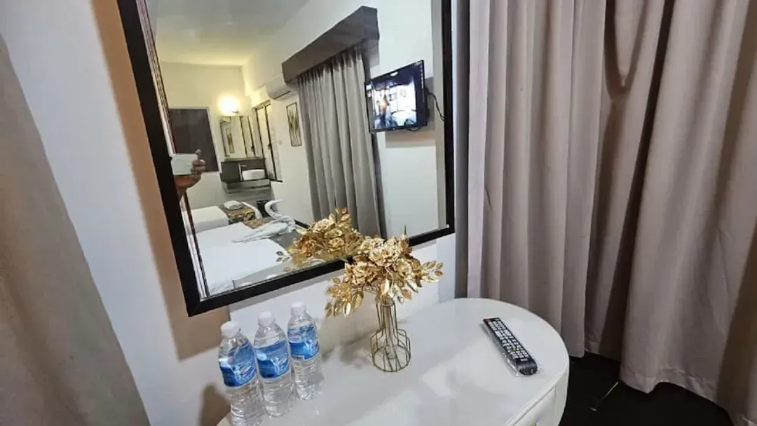 Room amenity