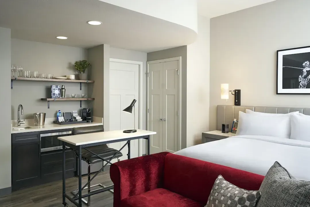 Private kitchenette