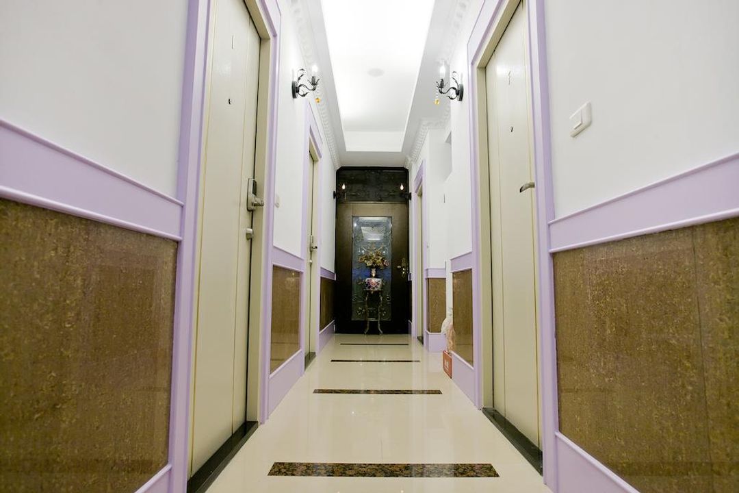 East Gate Hotel
