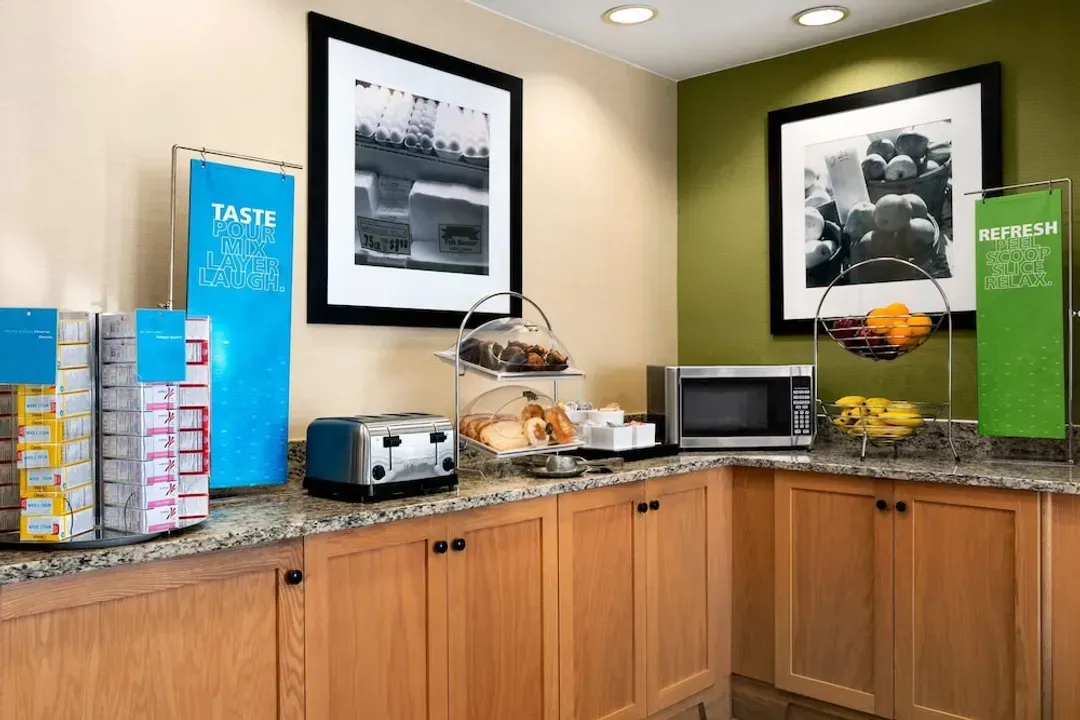 Breakfast area