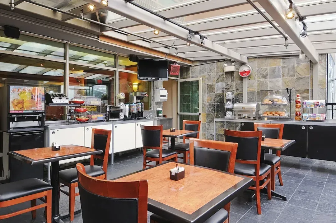 Breakfast area