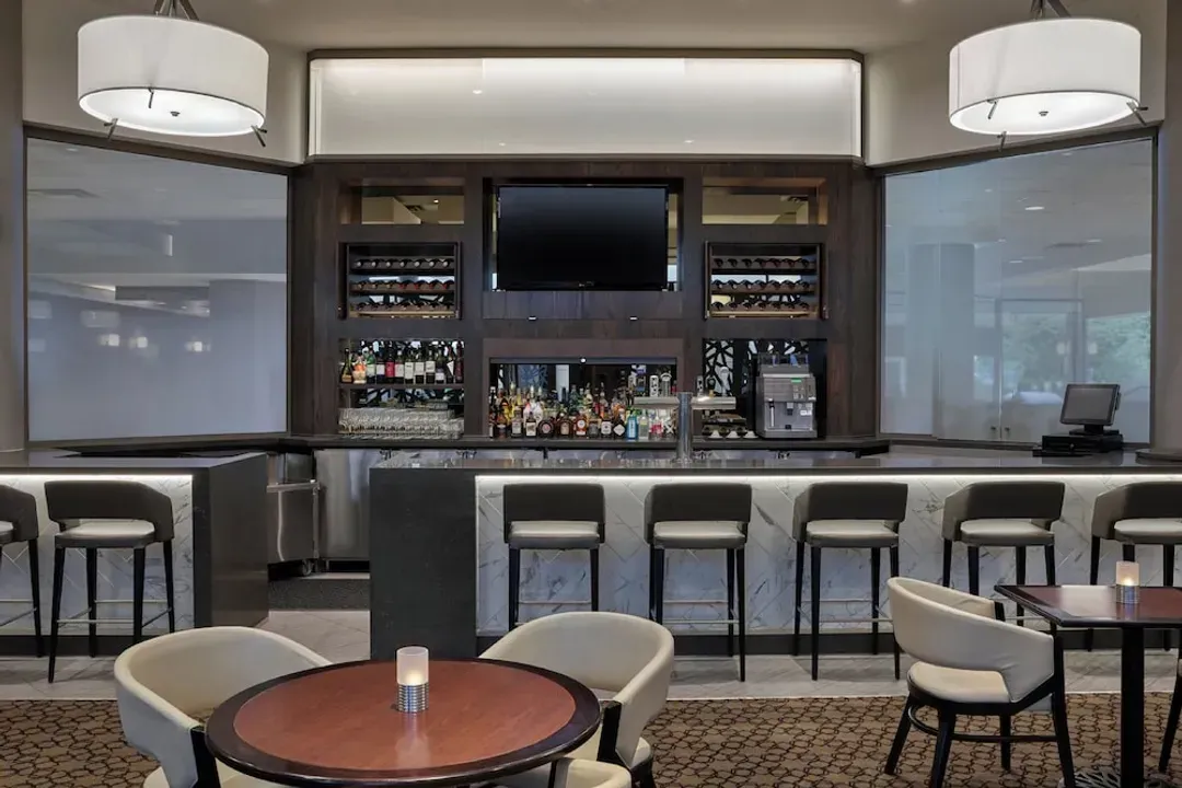 Lobby lounge