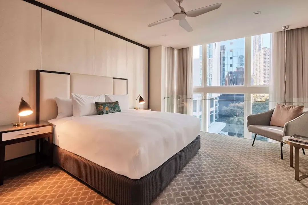 Queensland-The Inchcolm by Ode Hotels