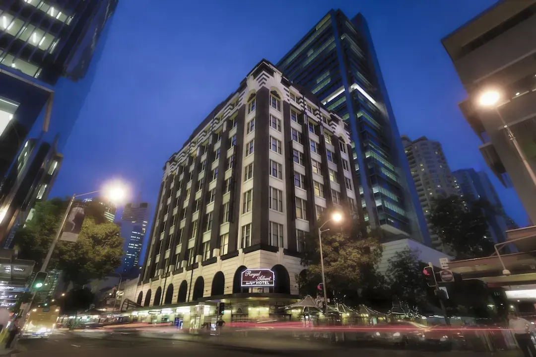 Queensland-Royal Albert Hotel