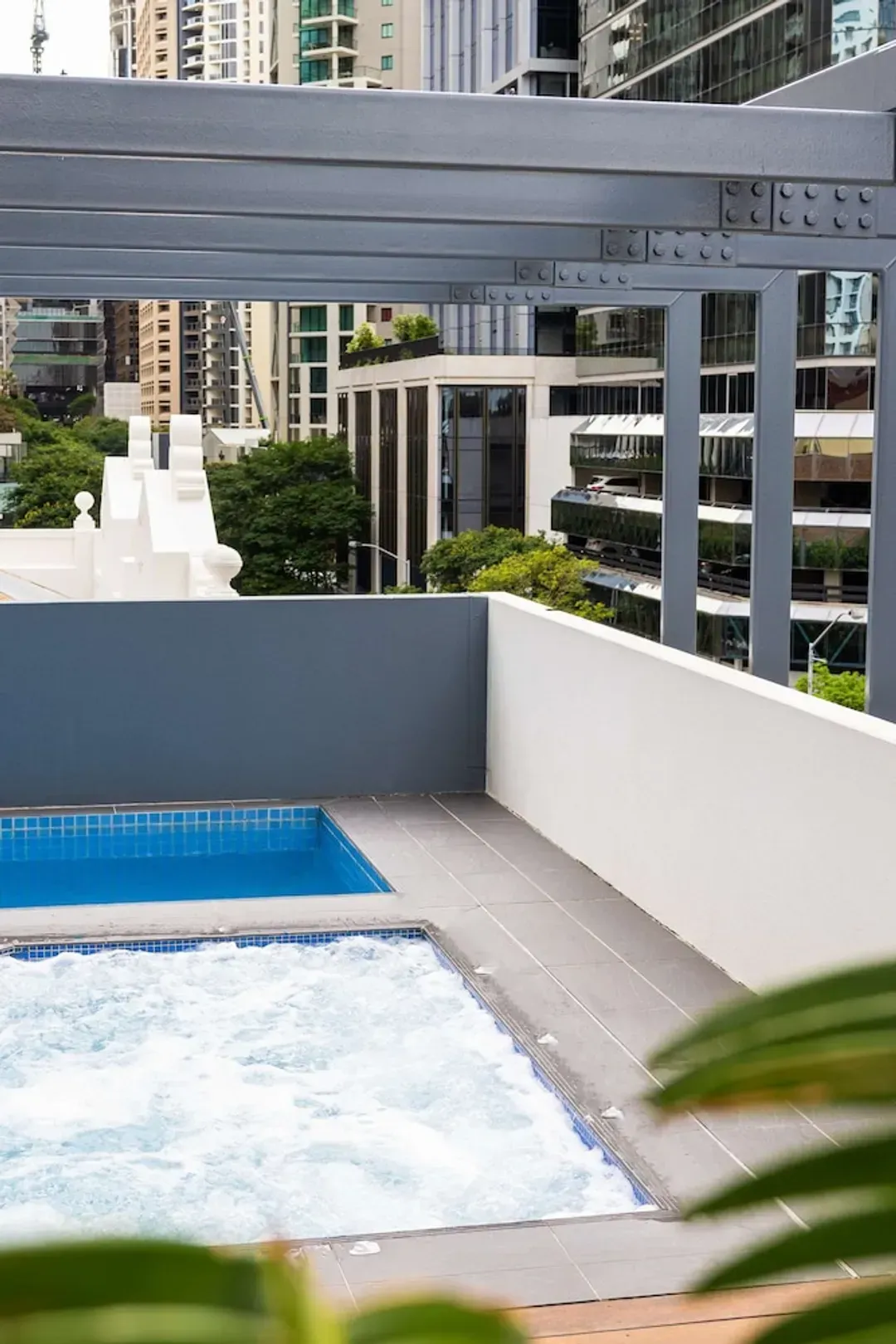 Queensland-Oaks Brisbane on Felix Suites
