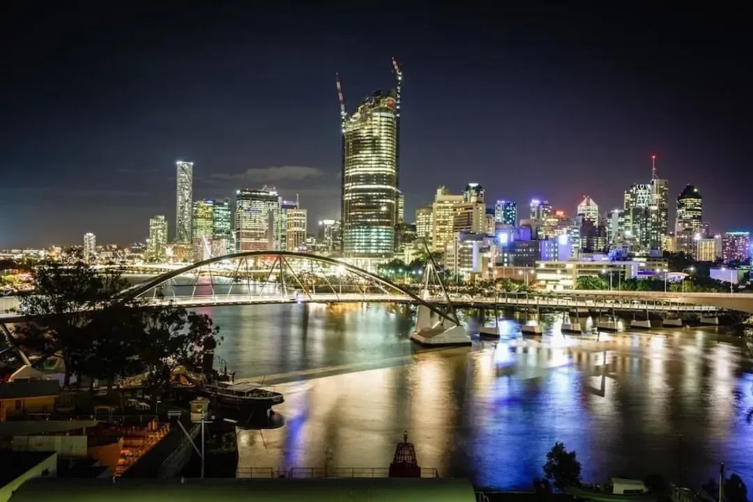 Queensland-River Plaza Apartments