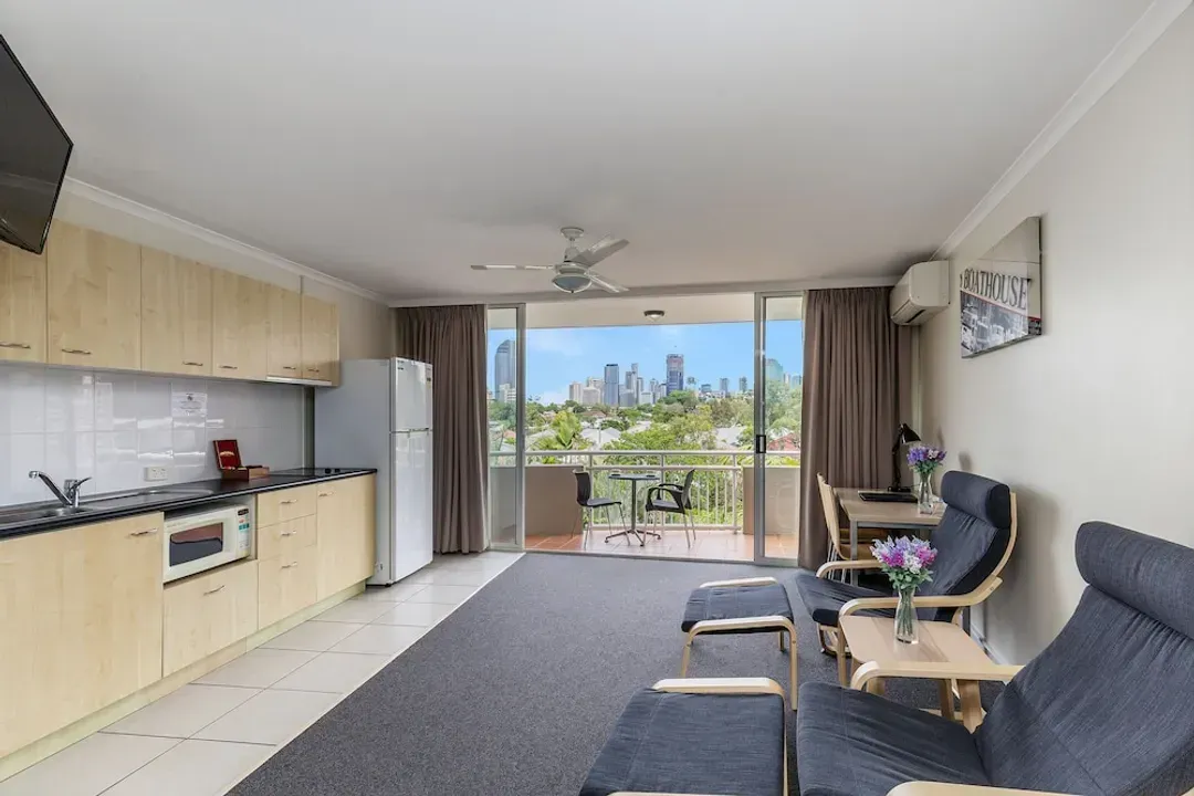 Queensland-The Wellington Apartment Hotel