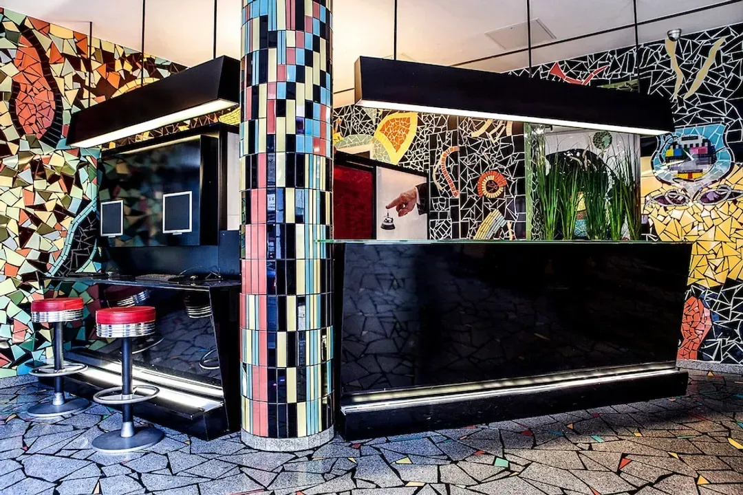 Check-in/check-out kiosk