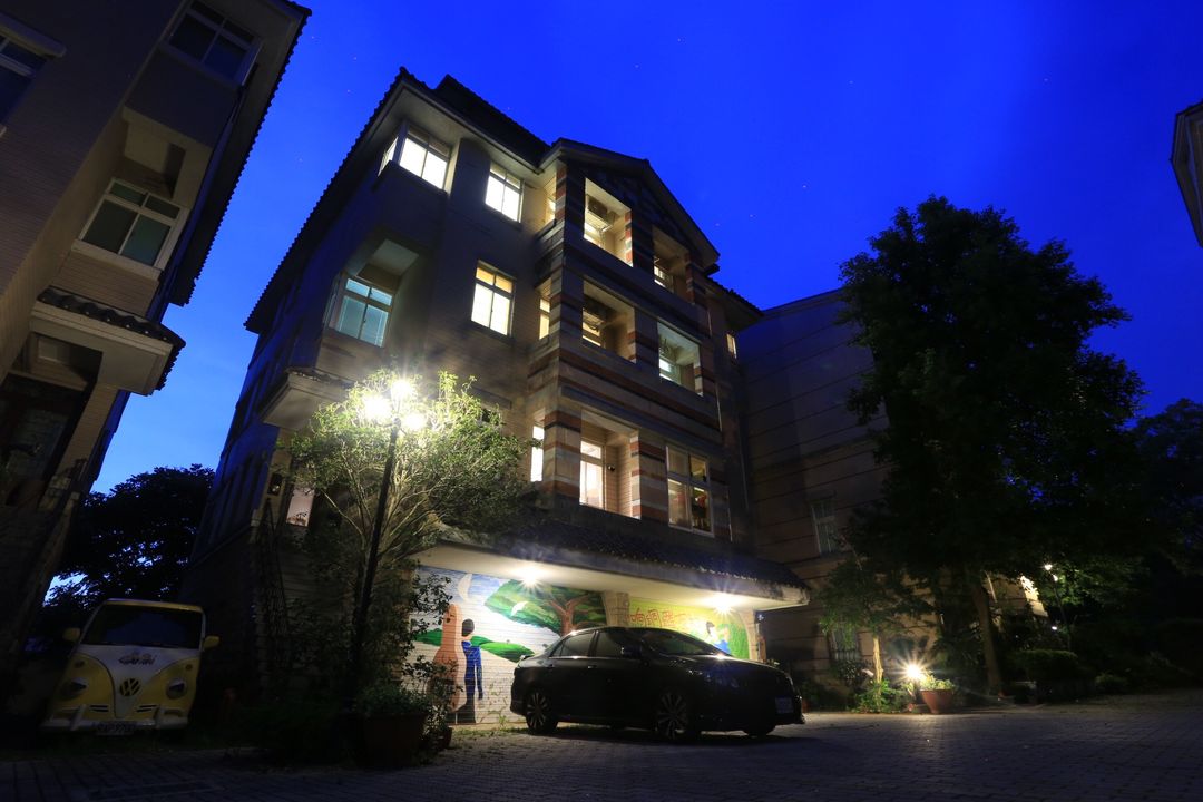 스로우 베드 앤 브렉퍼스트 (Cause a slow one. Slow bed and breakfast)-4