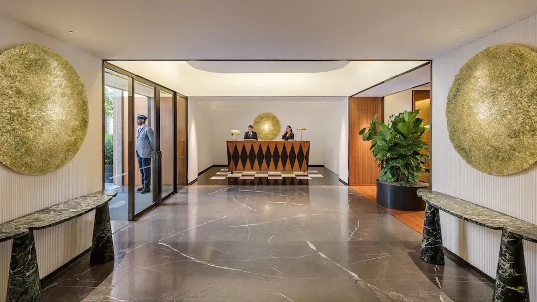 Concierge desk