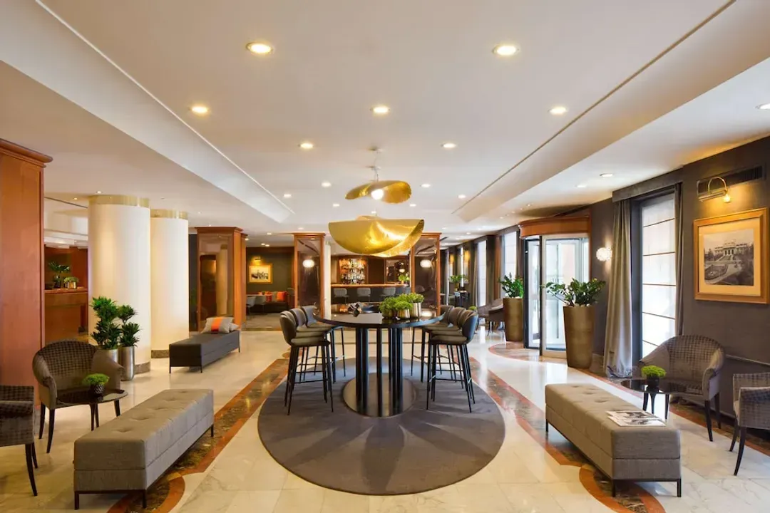 Lombardia-Starhotels Tourist