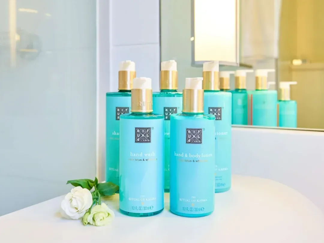 Bathroom amenities