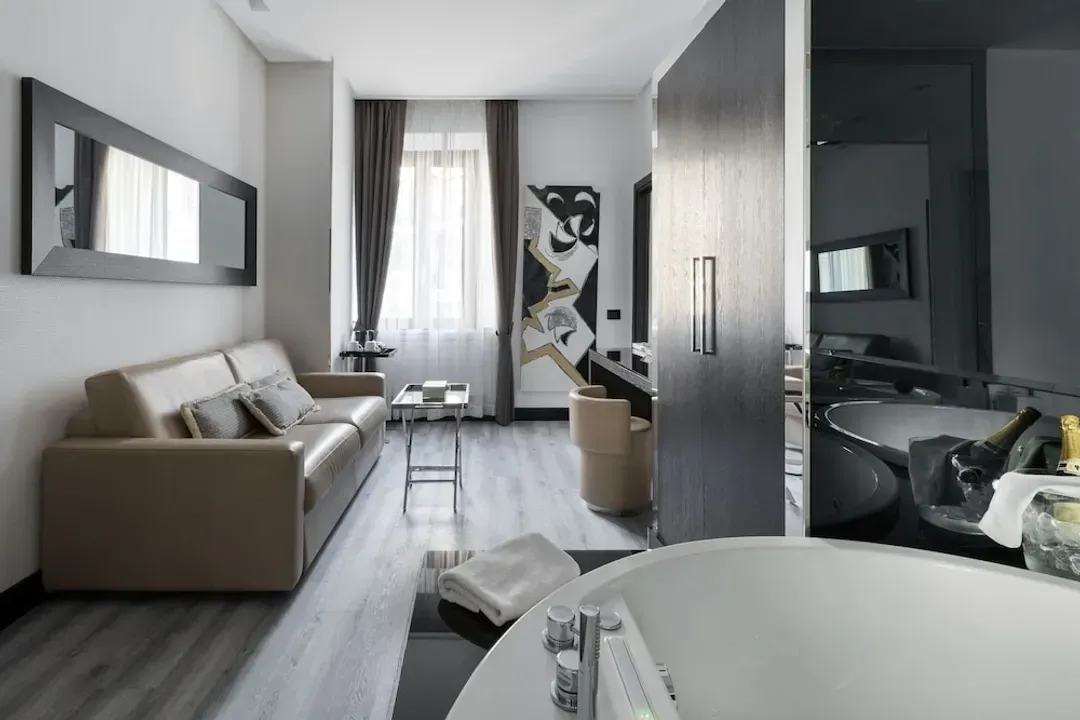Room amenity