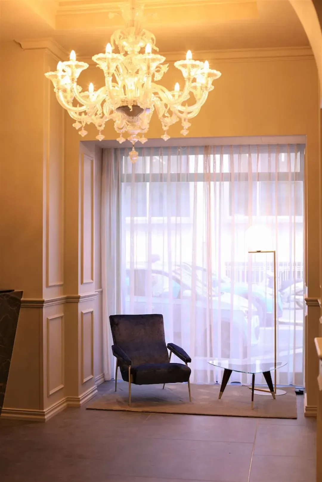 Lobby sitting area