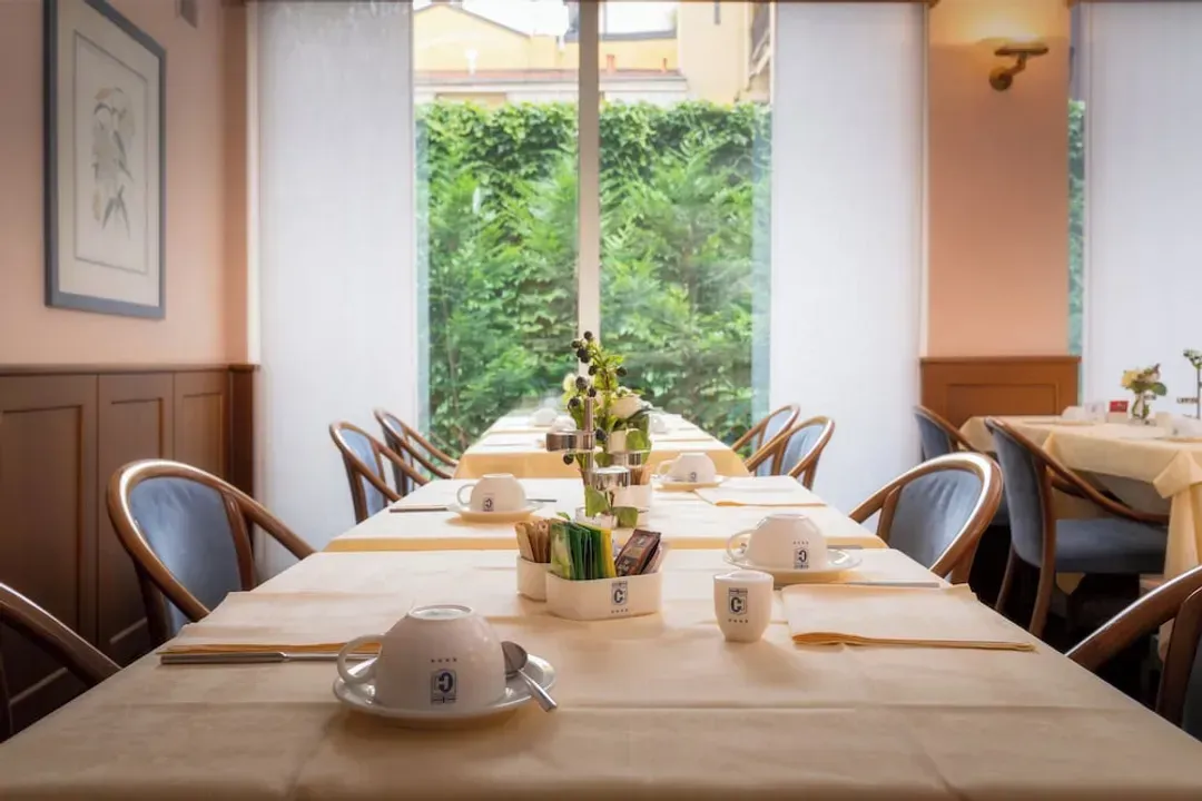 Breakfast area