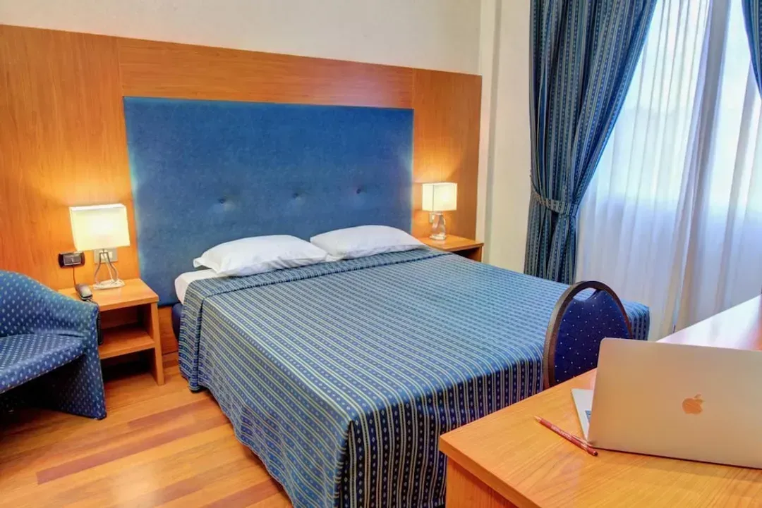 Lombardia-Hotel Mec