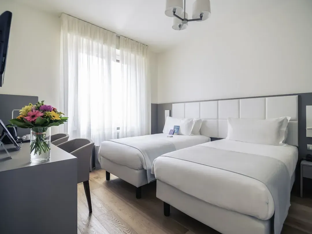 Lombardia-Mercure Milano Solari