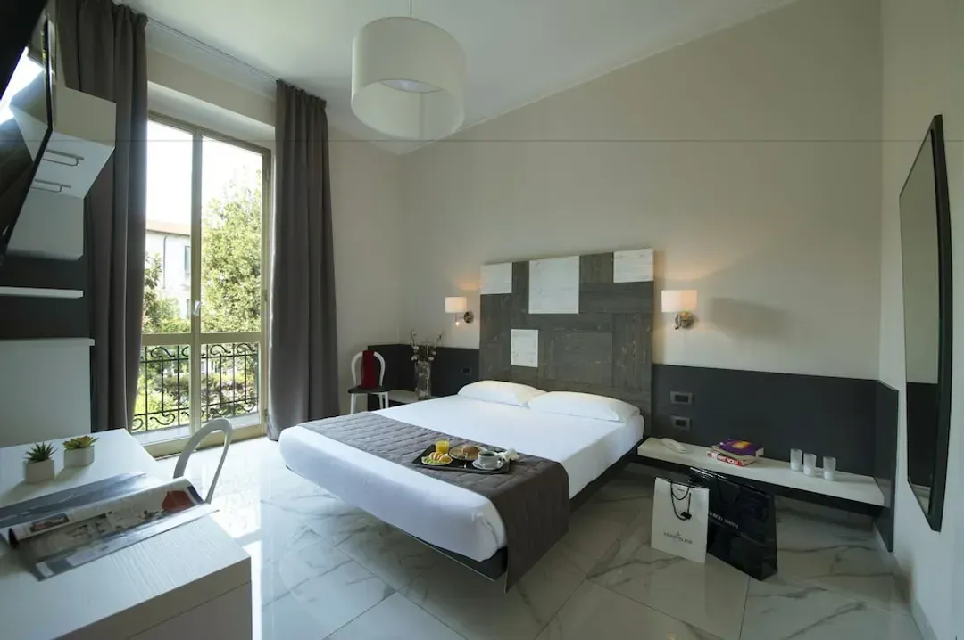 Lombardia-Hotel San Francisco