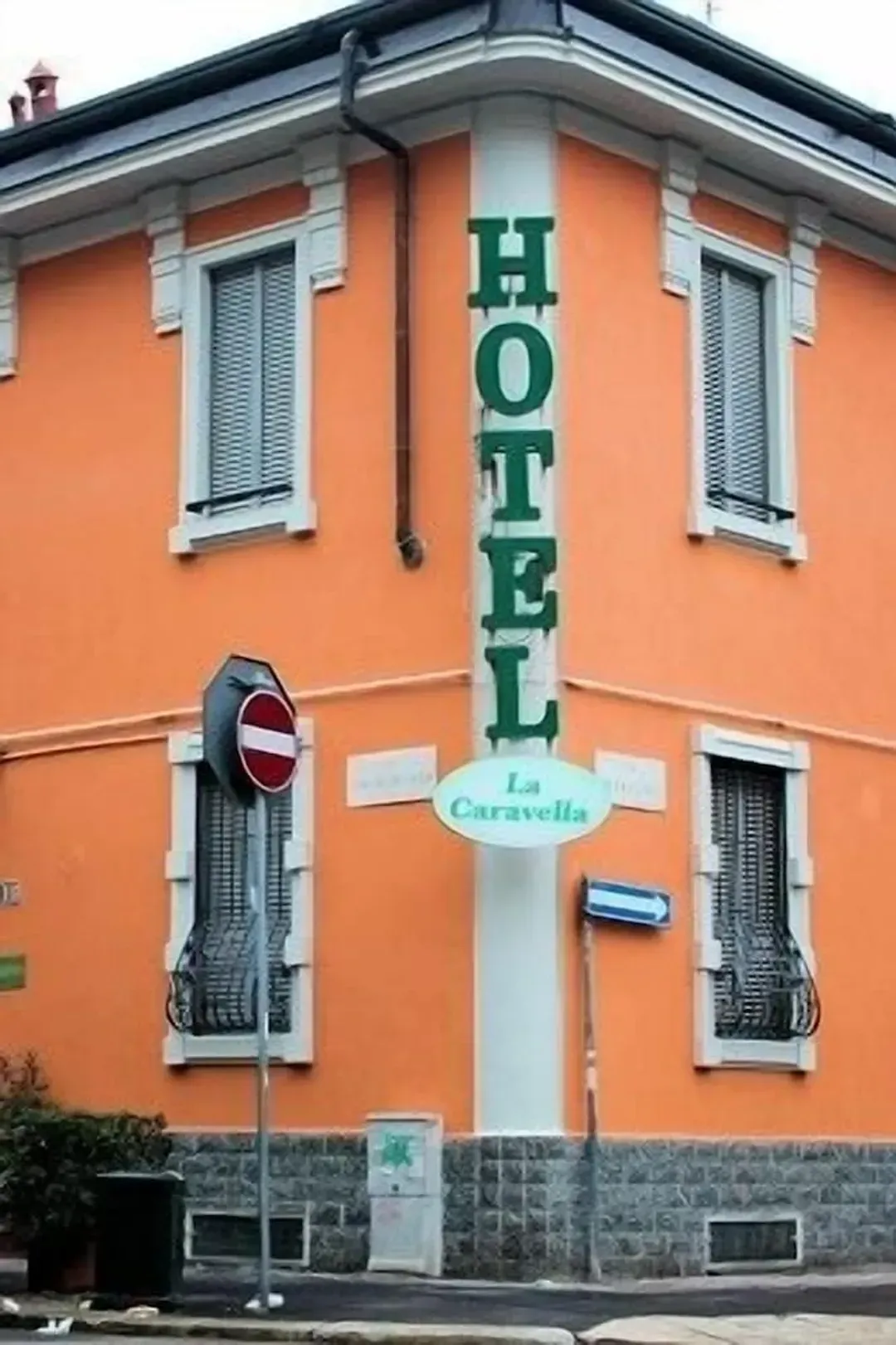 Lombardia-Hotel La Caravella