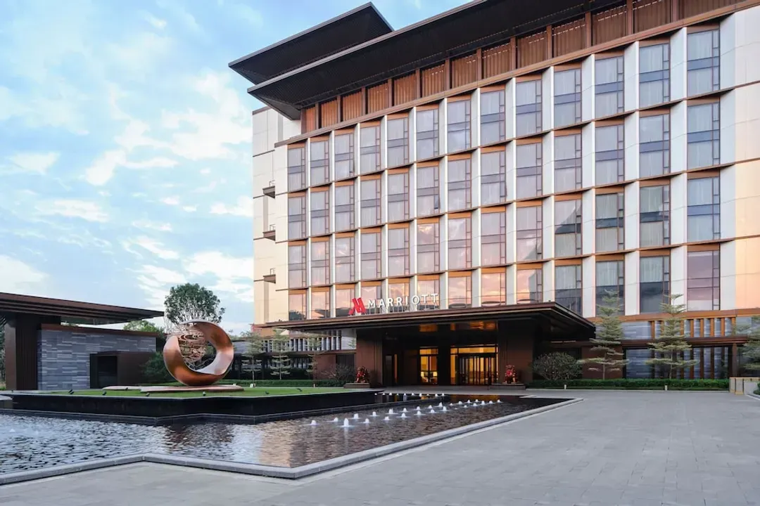 廣州市-廣州白雲國際會議中心越秀萬豪酒店