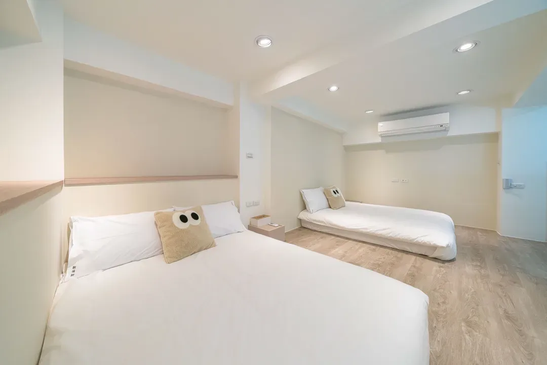 Tsum Chill /near the Second Art Museum and Chihkan Tower Business District