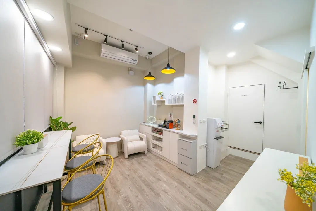 Tsum Chill /near the Second Art Museum and Chihkan Tower Business District