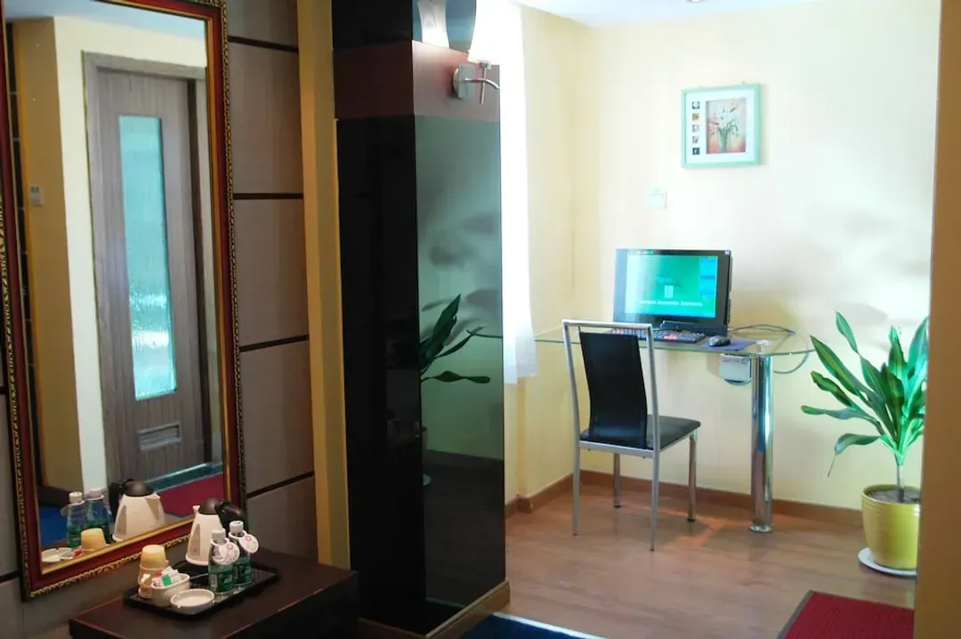 In-room business center