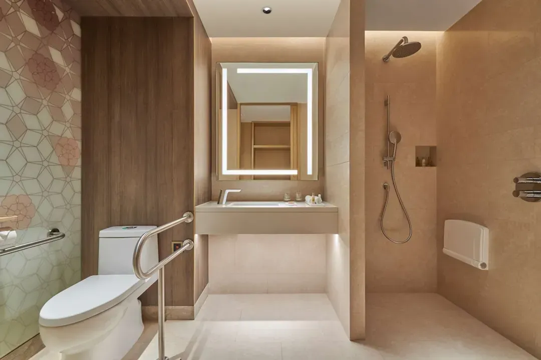 Bathroom shower