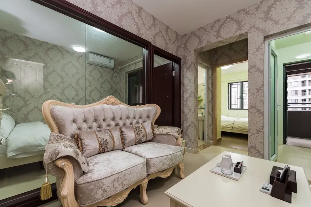 Room amenity