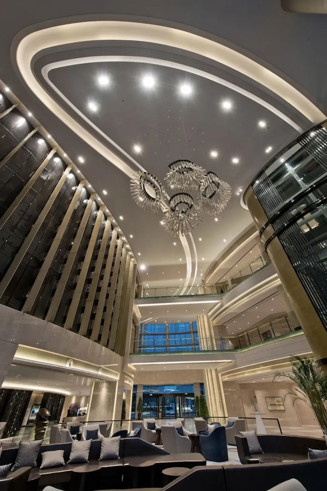 Lobby lounge
