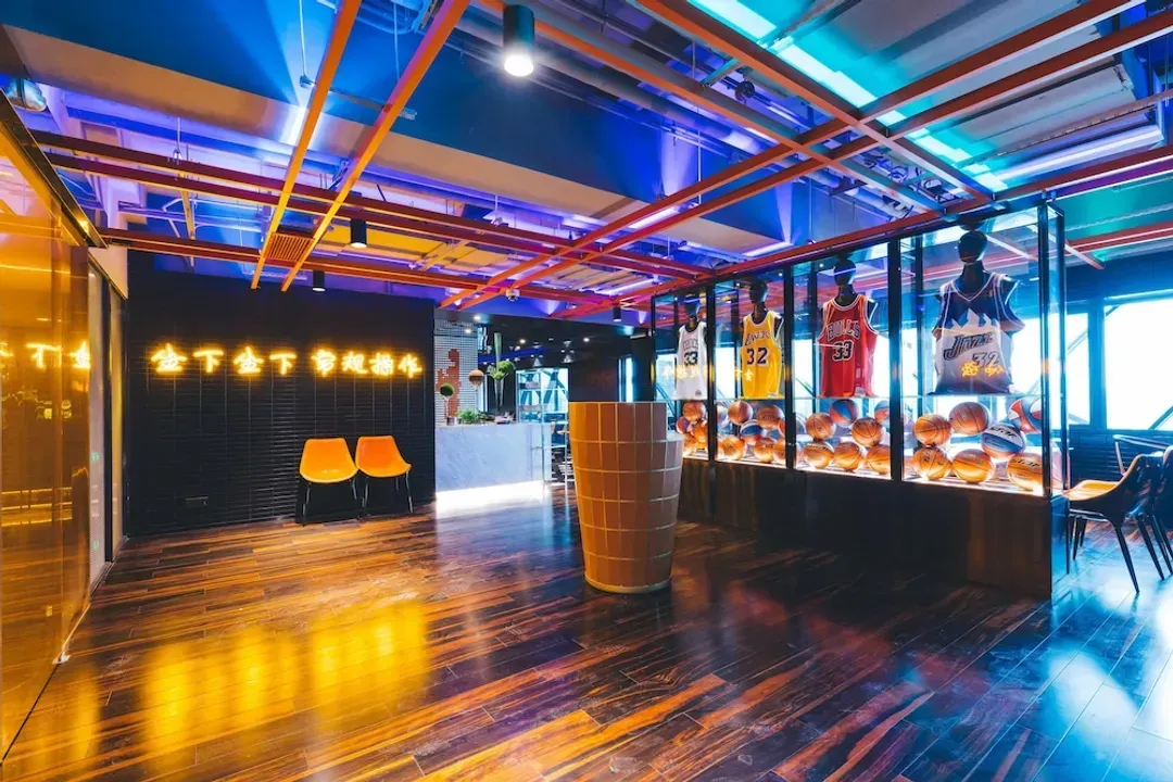 Breakfast area