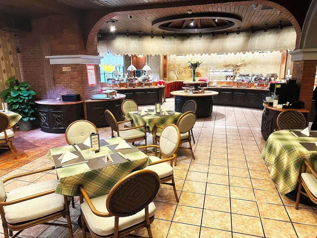 Breakfast area